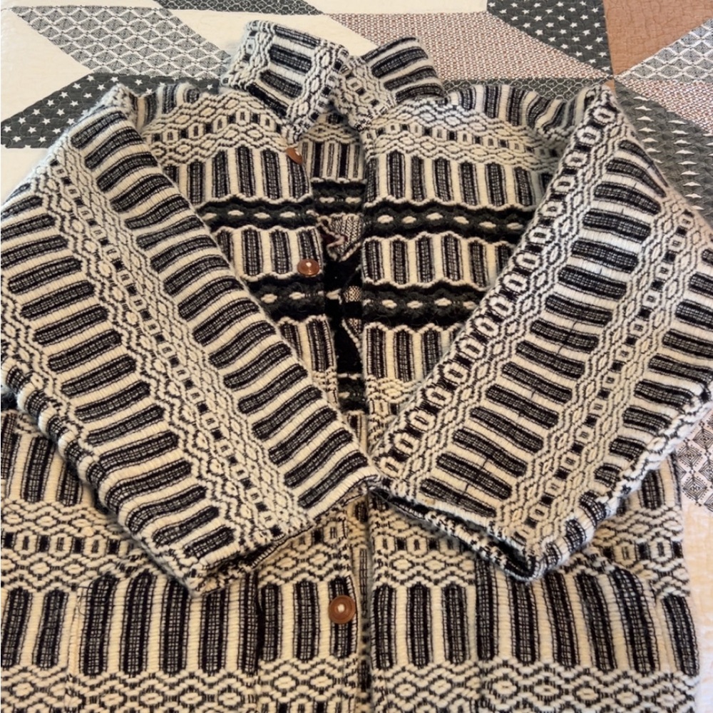 Black and White Patterned Knit Jacket